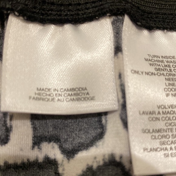 Jones studio black and white patterned plazo pants - Picture 5 of 6